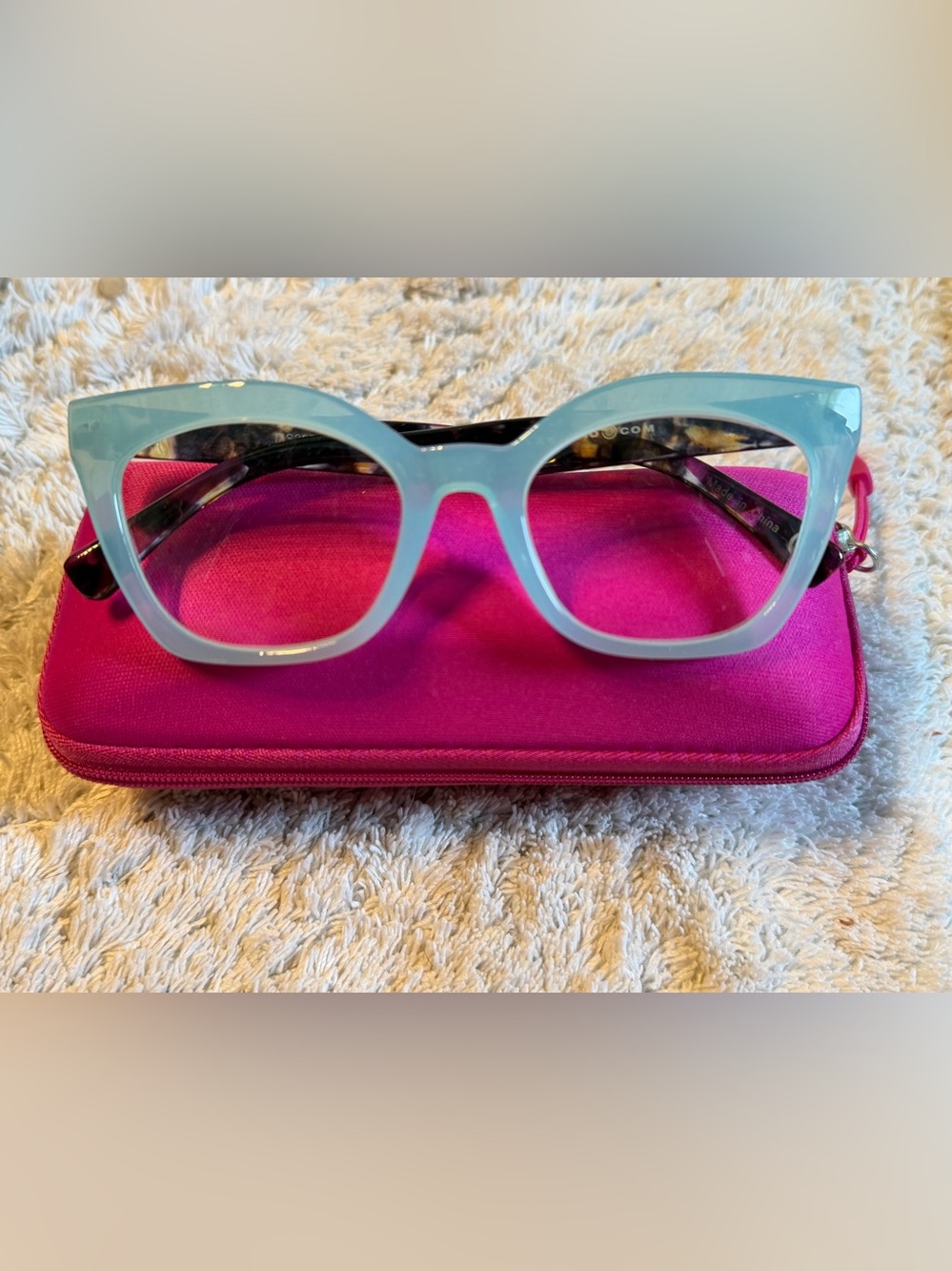 Max Studio Light Blue Cat-Eye Women's Glasses with Tortoiseshell Temples